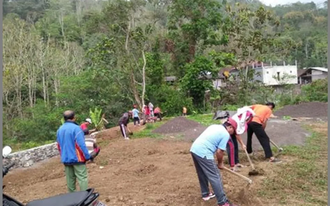 Cerita Keseimbangan dan Kebersamaan: Gotong Royong sebagai Kunci Kekuatan Desa Papayan